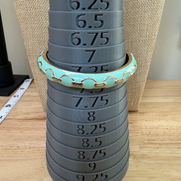 Gold-Plated Mint Green Enamel Bangle Bracelet With Chain-Link Design, Y2K, 90's, - Picture 5 of 6